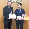 京急百貨店　港南区へ食品と絵本寄付