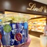 リニューアルしたリンツのチョコレート詰め放題『PICK&MIX詰め放題』に一切のプライドを捨てて挑んでみたところ⋯