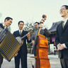 東京大衆歌謡楽団が伝えゆく歌の心～兄弟を再びつないだ、音楽の持つ力