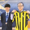 全国4強、市長に報告　東海大相模サッカー部３選手