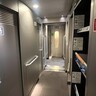 東海道新幹線のトイレ半分が女性専用に変更　男性が反発、女性が心配するワケ