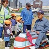 ミニＳＬに笑顔　丸レールの会がお披露目