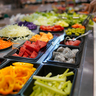 【食事に関するデータ】ビュッフェスタイルの食事で野菜や果物を積極的に食べる人は6割超！
