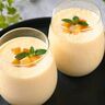 冷凍マンゴーで「濃厚ラッシー」の作り方。材料はコンビニや業務スーパーでも買える！