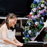 クリスマス楽曲を披露　桜実コーラス・大村みのりさん