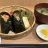 【京都ランチ】おにぎり専門店の唐揚げ付のセットが人気「成いち」