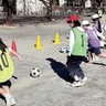 サッカー通じ生きる力を　フォレストが出張教室