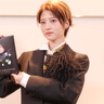 若月佑美、“両A面”がテーマのセルフプロデュースカレンダー本日発売！