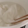 煮沸もハイターもいらない！「ふきん」を除菌する意外な方法→「思いつかなかった…」「ラク！」
