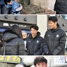 川崎フロンターレ　選手が地域住民と交流　区内６カ所を訪問