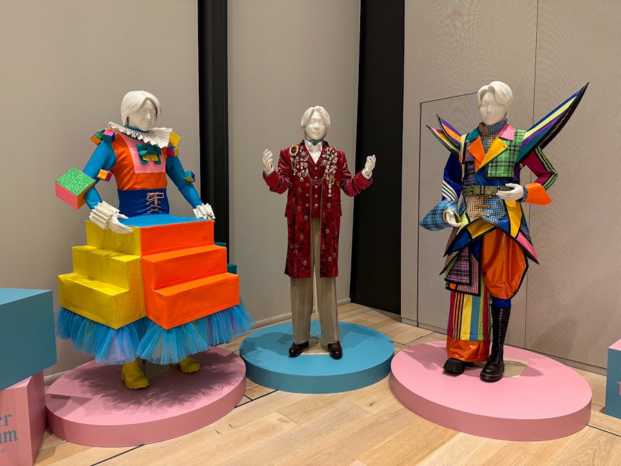 デビュー10周年、ミセス・大森元貴によるグループ初の展覧会﻿ ─ Mrs