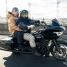 ノッチ、妻と乗った約600万円の“どデカい”バイク「一応大型二輪免許持ってます」