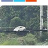 GPSに従い“歩行者用”の吊り橋を走る車　周りが見えない運転手に衝撃（タイ）