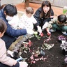 緑化で地域の輪広げ　それいゆ保育園で植樹