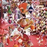 山十邸彩るつるしびな
