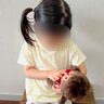 【はっ！】昭和に流行りまくったモンチッチを令和生まれの3歳児に渡した結果…あるムーブに懐かしさが爆発した