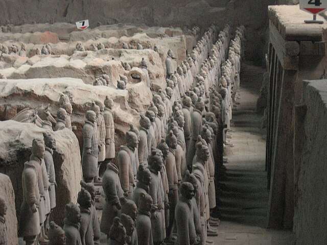2200年前の兵馬俑、発見当時は色鮮やかだった！掘り当てた農民