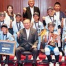 知事に優勝を報告