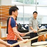 ｢鼓童｣、相洋生に指導　和太鼓コラボ演奏に向け