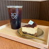 まちに溶け込むコーヒースタンド「SWAY」