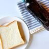 香ばしくてクセになる！食パンに麦茶を吹きかけて焼く方法に「これはハマる」