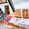 書籍と共に小田原の縄文　書店「南十字」で展示中