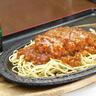 ボリューミーなカツカレー980円にミートカツ990円！昭和レトロな老舗"ドライブイン"