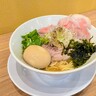 【新店】鳥取砂丘から徒歩1分。人気ラーメン店監修のあっさり牛骨ラーメン。隠し味は「炙り」｜鳥取市