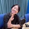 イモトの「積極的人生」の言葉で人生初のトロフィー