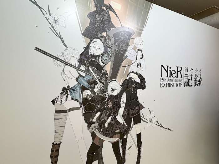 NieR 15th展示会 キービジュアルアートスタンド NieR 15th展示会 キービジュアルアートスタンド - メルカリ