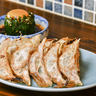 【京都市下京区】ギョーザでちょっと一杯。酒のアテで味変も！？四条大宮［酒食堂