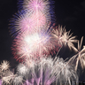 【動画】大阪の夏の風物詩「なにわ淀川花火大会」　60分間の花火エンターテイメントショー