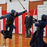 気迫あふれる演武を披露　葉山警察署で武道始式