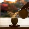 〈大淀町〉三姉妹で守る奈良伝統の「天日干し番茶」／『嘉兵衛本舗』