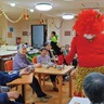 豆まきで邪気払う　大野北誠心園