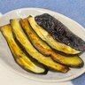 お疲れの週末でも5分で完成ならできそう！「なす」のメイン級おかずレシピ「甘じょっぱくてご飯に合う」