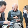 あかね台中生徒　シニアにスマホ指南　防災などの一助に