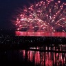 鎌倉花火大会、月下照らした大輪　５年ぶりの開催に16万人