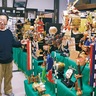 貴重兜並ぶ「五月人形展」　５月５日まで