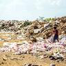 途上国にできる繊維廃棄物の山　「服の墓場」に対応する取り組みがスタート