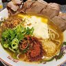 京都伏見の人気ラーメン店で限定スパイスラーメン「拉麺へんてこ」