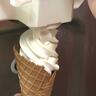 【三島・しろちび】店主が奮発!“高級ソフトクリームマシン”　できたソフトクリームが極上