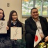大相撲の伊勢ヶ濱親方が新潟青陵学園を訪問、モンゴル留学生らと笑顔の交流