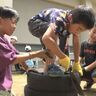 中庭にシーソー！富岡小3年生