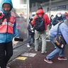 川崎市環境局と地域住民　武蔵溝ノ口駅周辺を清掃　ポイ捨てない町目指して