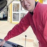 これからも実直に　クリスモータース　栗栖浩之さん（50）