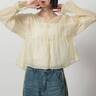5月の大人コーデに合う……！若く見えるおすすめ「甘トップス」5選