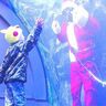 水族館の水槽の中からサンタさん！じゃんけん・記念撮影で大人気【北海道・北見市】