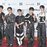 EVNNE（イブン）が異素材ミックスの近未来感とストリート感を融合させたファッションで登場！＜KCON