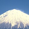富士山でルール逸脱して遭難　救助費の自己負担に「法律の壁」　知事は「議論の余地ある」